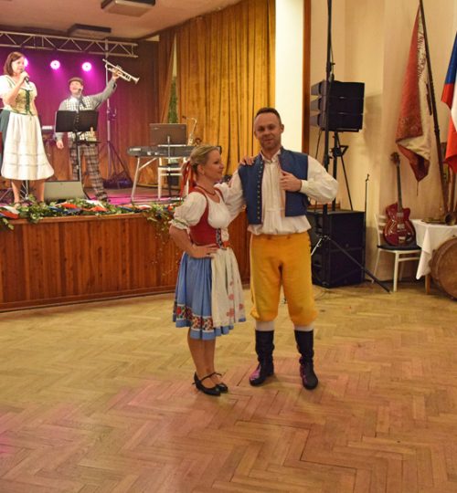 Srdce Otvovic - Slavnostní ples ke 100. výročí založení Československé republiky 2018 - 00024